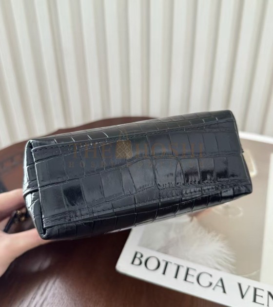 Sa1nt Lau*nt Y51 Logo Tote Bag Black Croc-Embossed Leather Size 17*8*18 CM Master Quality