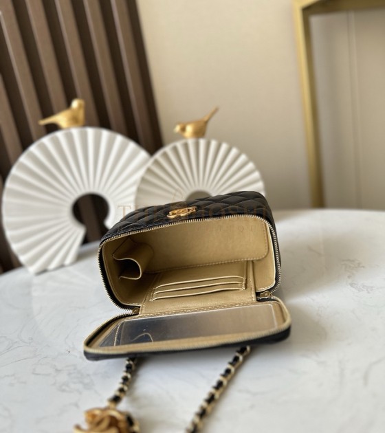 Ch**el Lamskin Leather Vantity Case With Chain Black  Size 17x9.5x8CM Master Quality