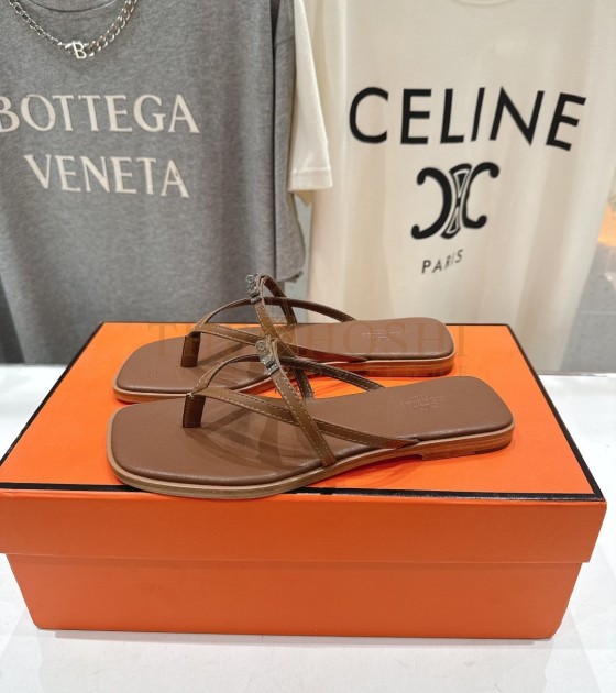 H**me5 Oran Sandals Calfskin Leather Brown Women