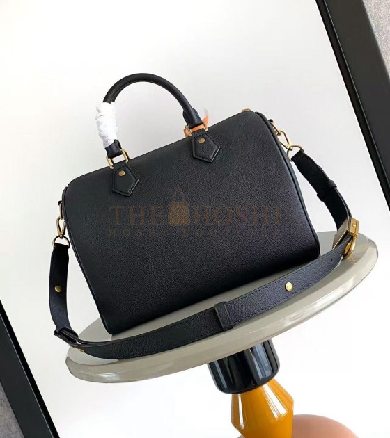 L0vis Vvtt0n LV M24891 Black Cowhide Leather Key Pouch 17×30×21cm  Master Quality