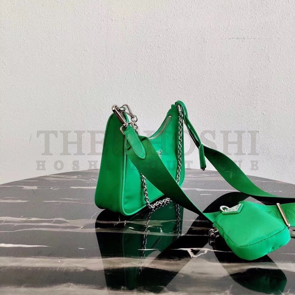 Pra*a Green Nylon Re-Edition 2005 Shoulder Bag Master Quality