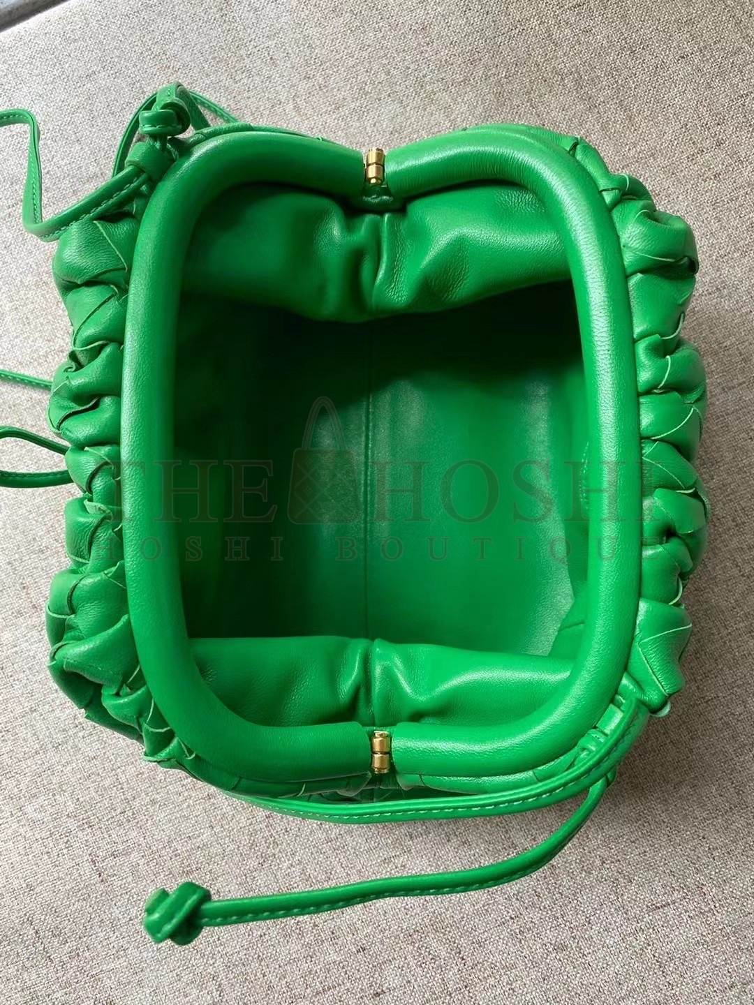 B0tt*ga Ven*ta Mini Pouch In Green Intrecciato Lambskin Master Quality