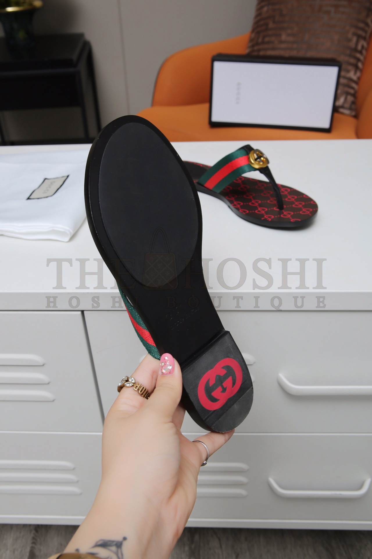 Gvc*1  Herren-Zehensandale mit Web slipper sandals Master Quality