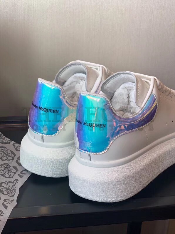 A1exa*der Mcqv*en Women