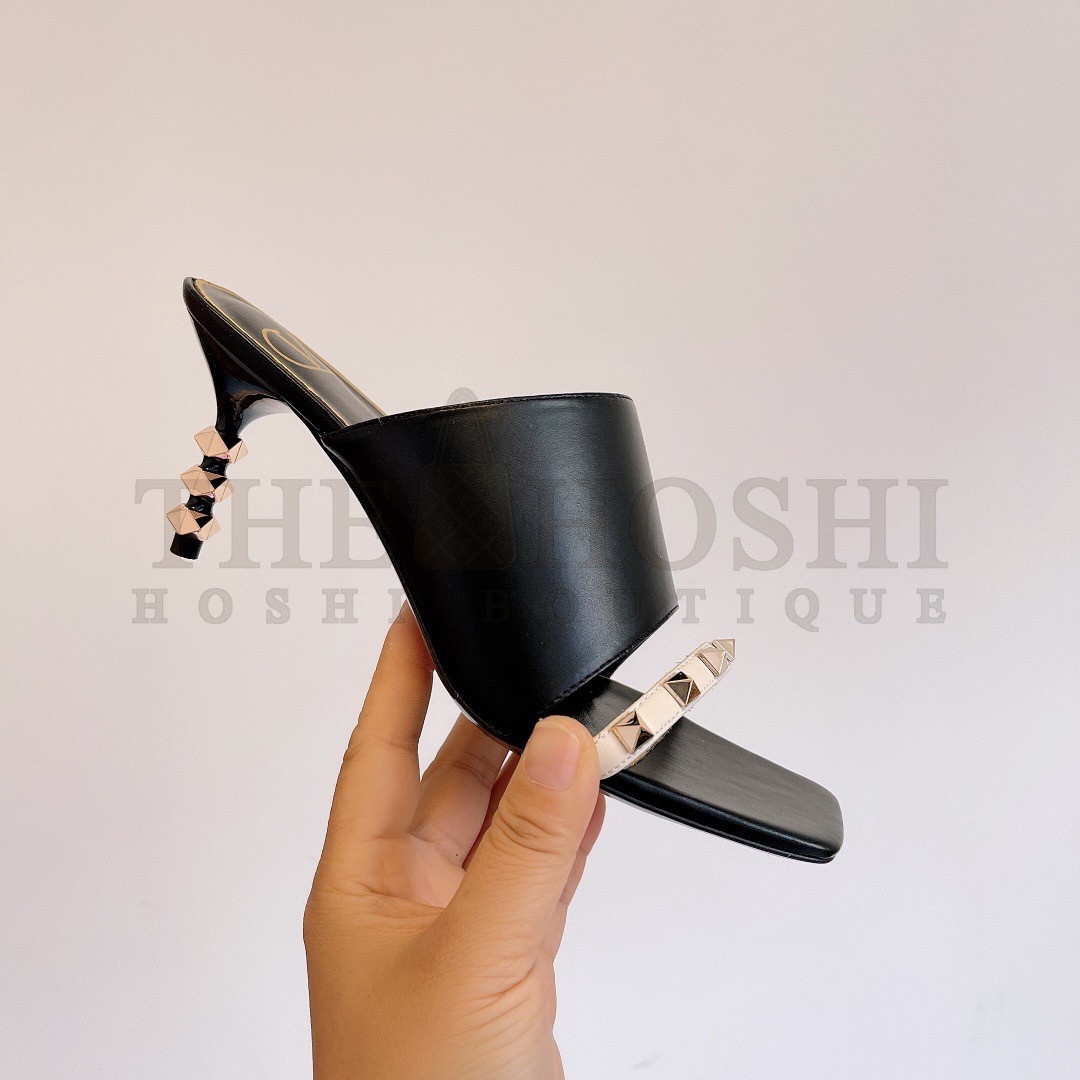 Va1e*ntin0 Black Rockstud Slide Sandals With Sculpted Heel Master Quality