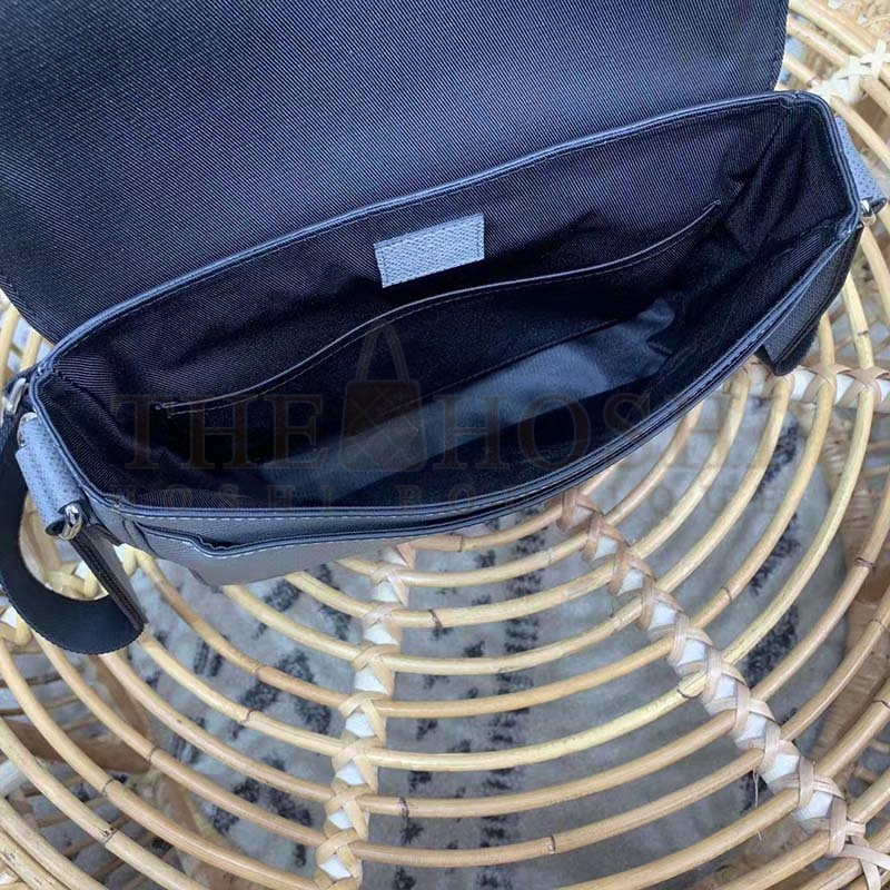 L0vis Vvtt0n LV Men District PM Bag Glacier Taiga Cowhide Leather Master Quality