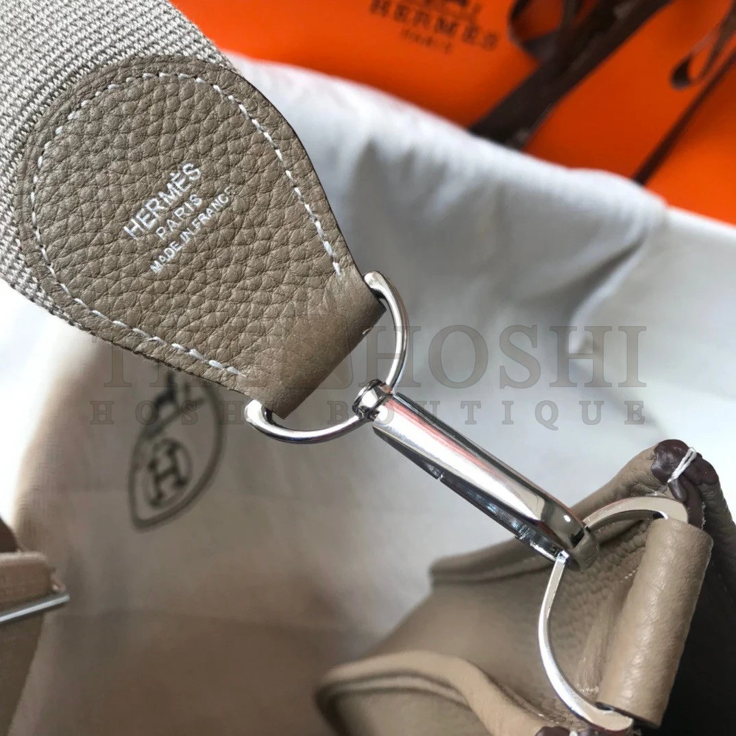 H**me5 Evelyne III 29 Bag In Tourterelle Clemence Leather Master Quality