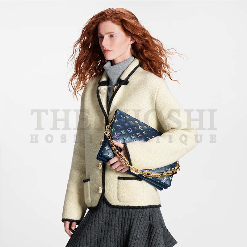 L0vis Vvtt0n LV Women Coussin MM Handbag Navy Blue Lambskin Leather Master Quality