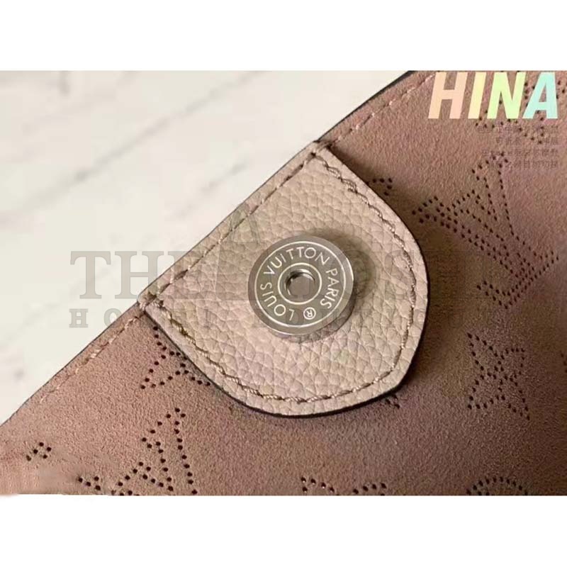 L0vis Vvtt0n LV Women Hina PM Bucket Bag Gray Mahina Perforated Calf Master Quality