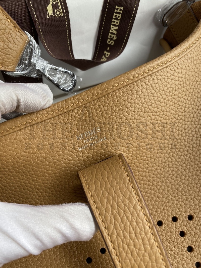 H**me5 Evelyn Bags Master Quality