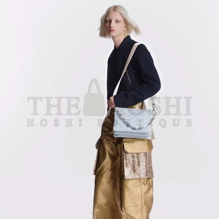 L0vis Vvtt0n LV Women Coussin PM Handbag Ice Blue Lambskin Cowhide Leather Zip Closure Master Quality