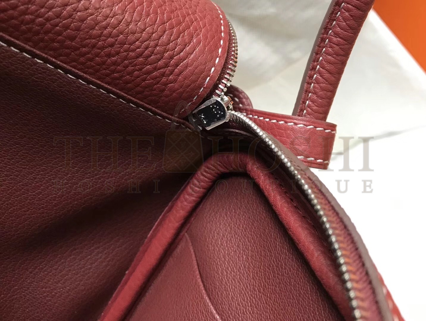 H**me5 Lindy 26cm Bag In Bordeaux Clemence With PHW Master Quality