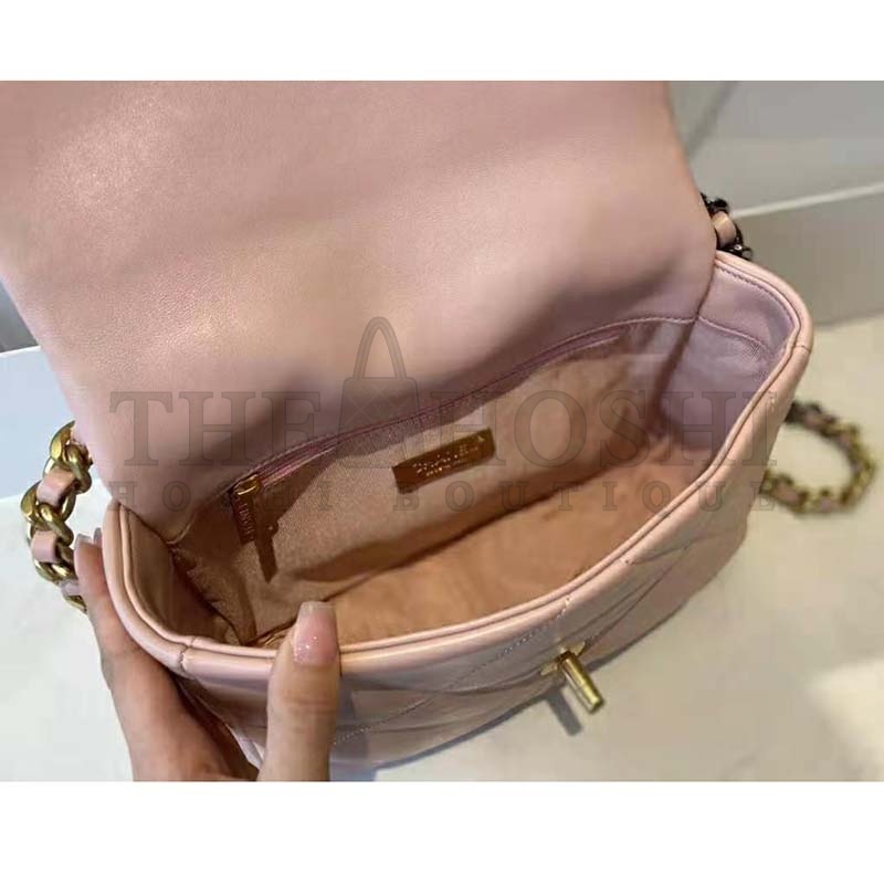Ch**el Women Ch**el 19 Flap Bag Lambskin Gold Silver-Tone Ruthenium-Finish Metal Light Pink Master Quality