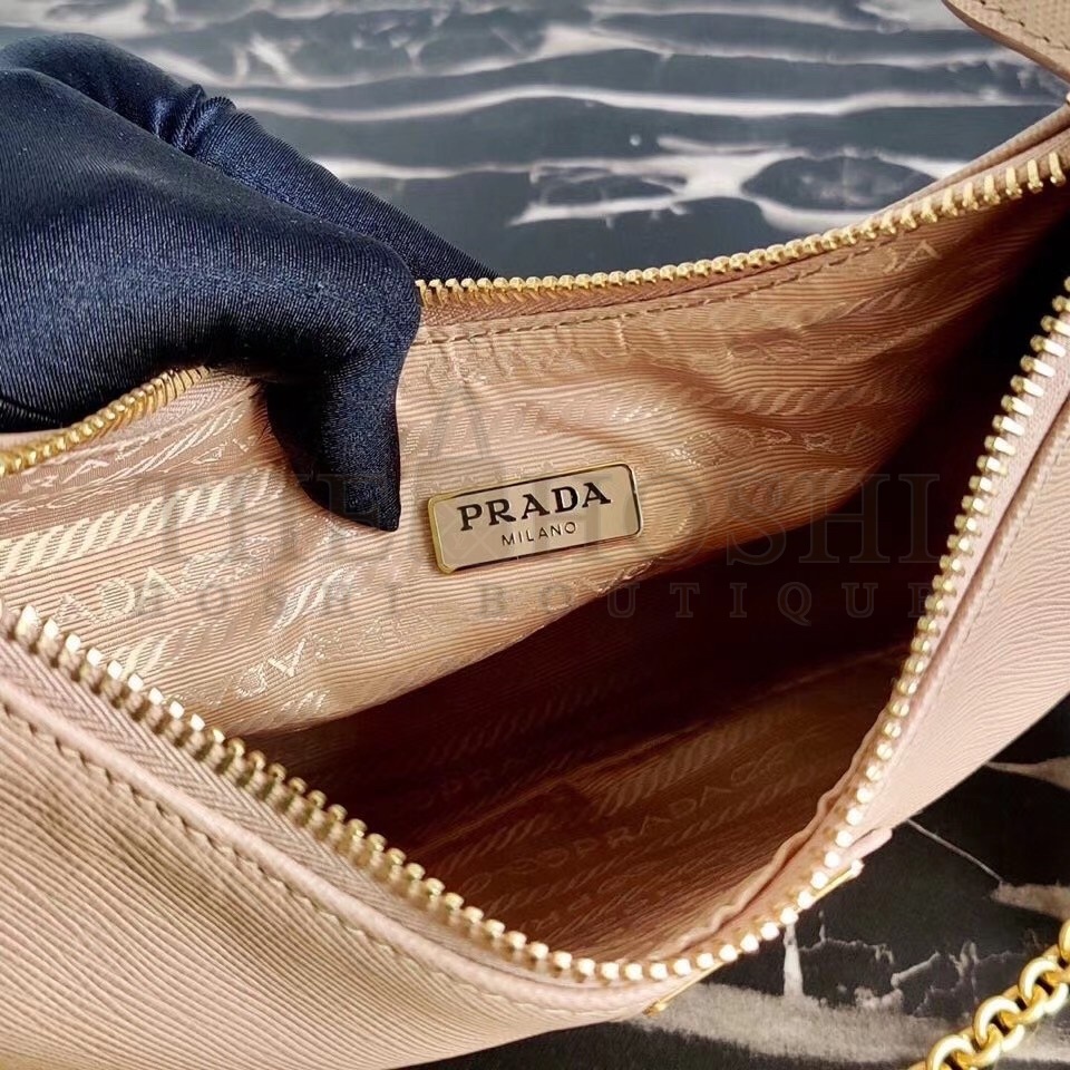 Pra*a Re-Edition 2005 Shoulder Bag In Beige Saffiano Leather Master Quality