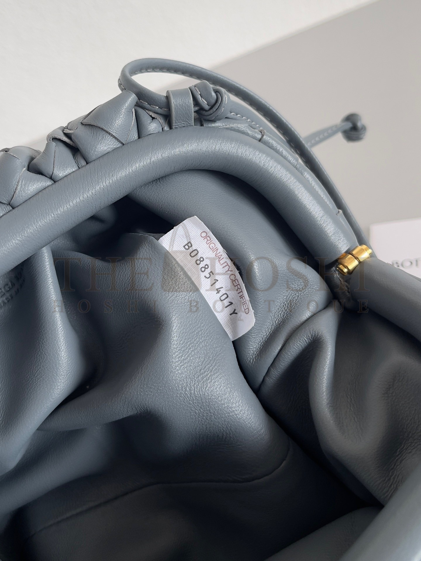 B0tt*ga Ven*ta Mini Pouch with Strap in Thunder Intrecciato Lambskin Master Quality