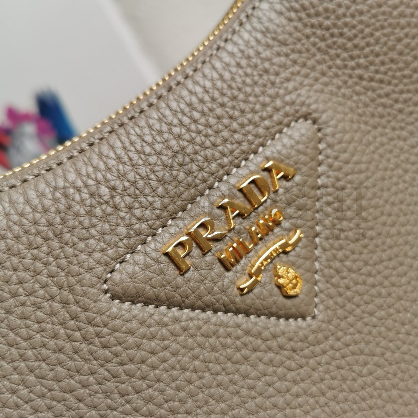 Pra*a Shoulder Bag in Grey Grained Leather Master Quality