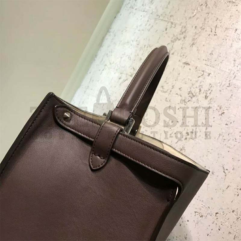F**di Women Peekaboo X-Lite in Leather Bag Master Quality