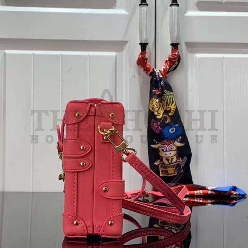 L0vis Vvtt0n LV Women Petite Malle Handbag Fluo Pink Tufted Grained Calfskin Leather Master Quality