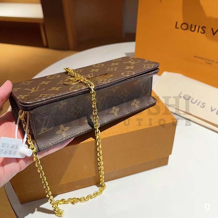 L0vis Vvtt0n LV Women Wallet On Chain Lily Monogram Coated Canvas Flap Closure Master Quality