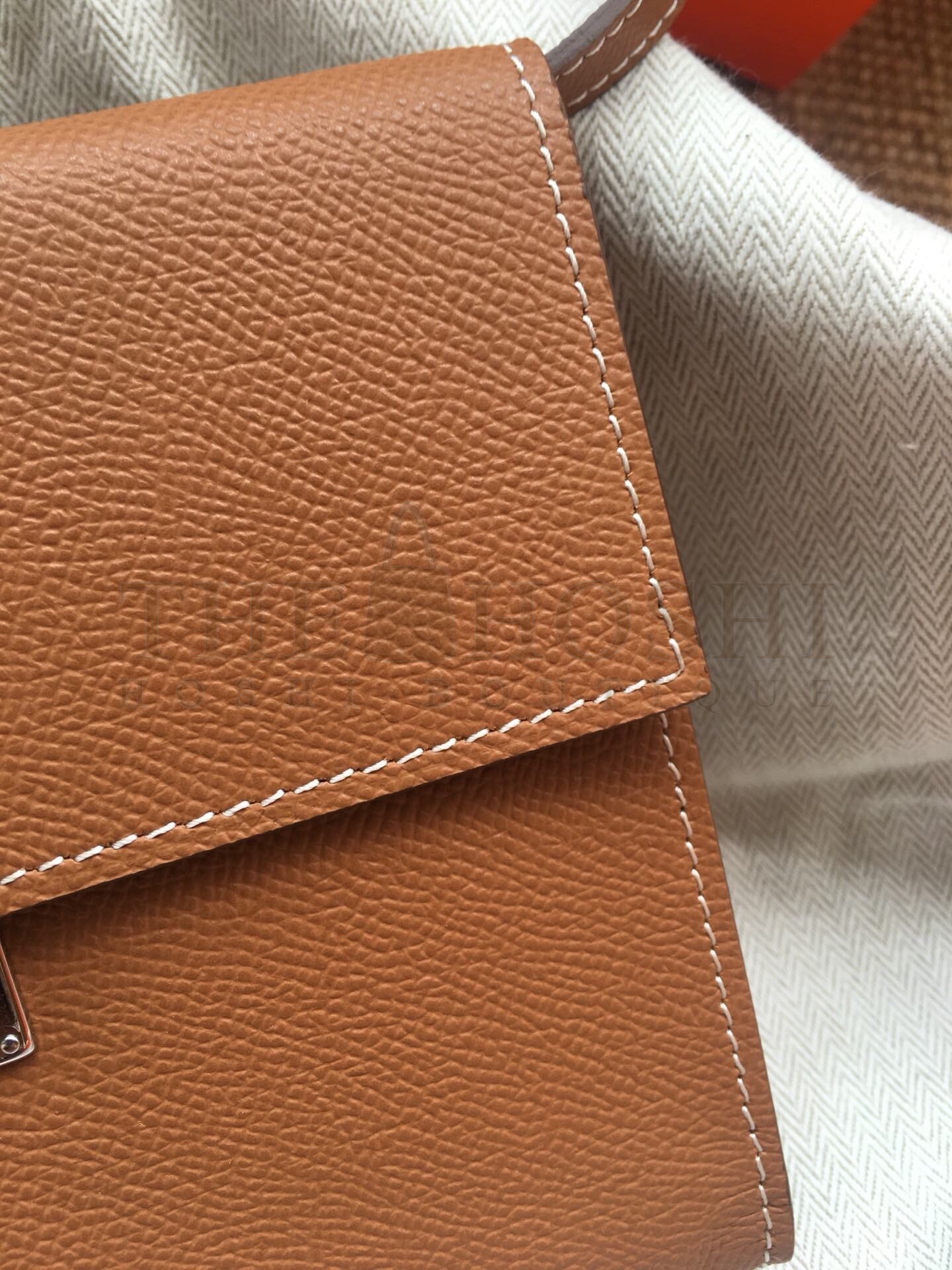 H**me5 Brown Clic 16 Wallet With Strap Master Quality