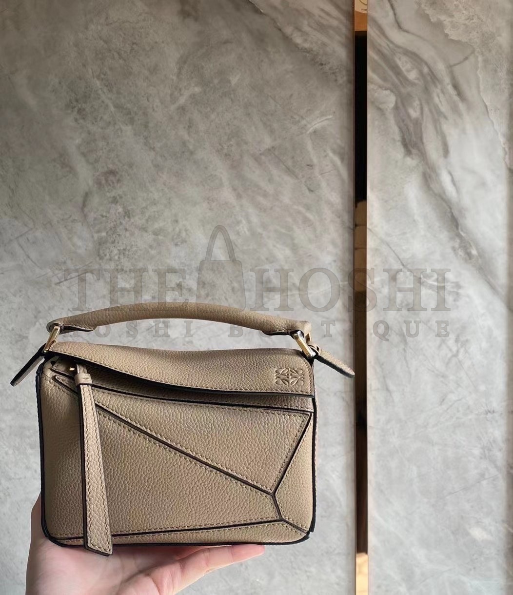L0ew* Puzzle Mini Bag In Sandy Grained Calfskin Master Quality