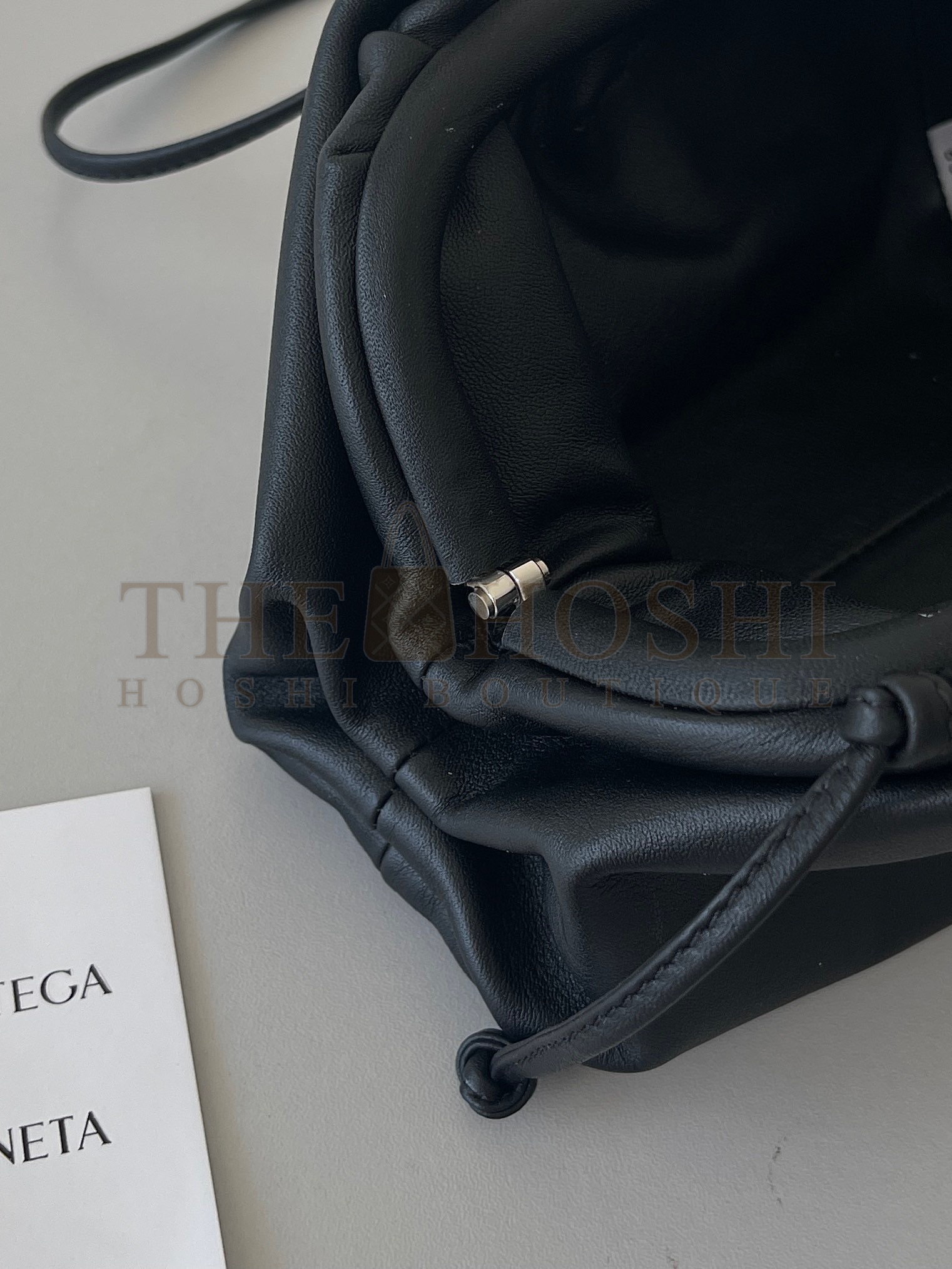 B0tt*ga Ven*ta Mini Pouch with Strap in Black Calfskin Master Quality
