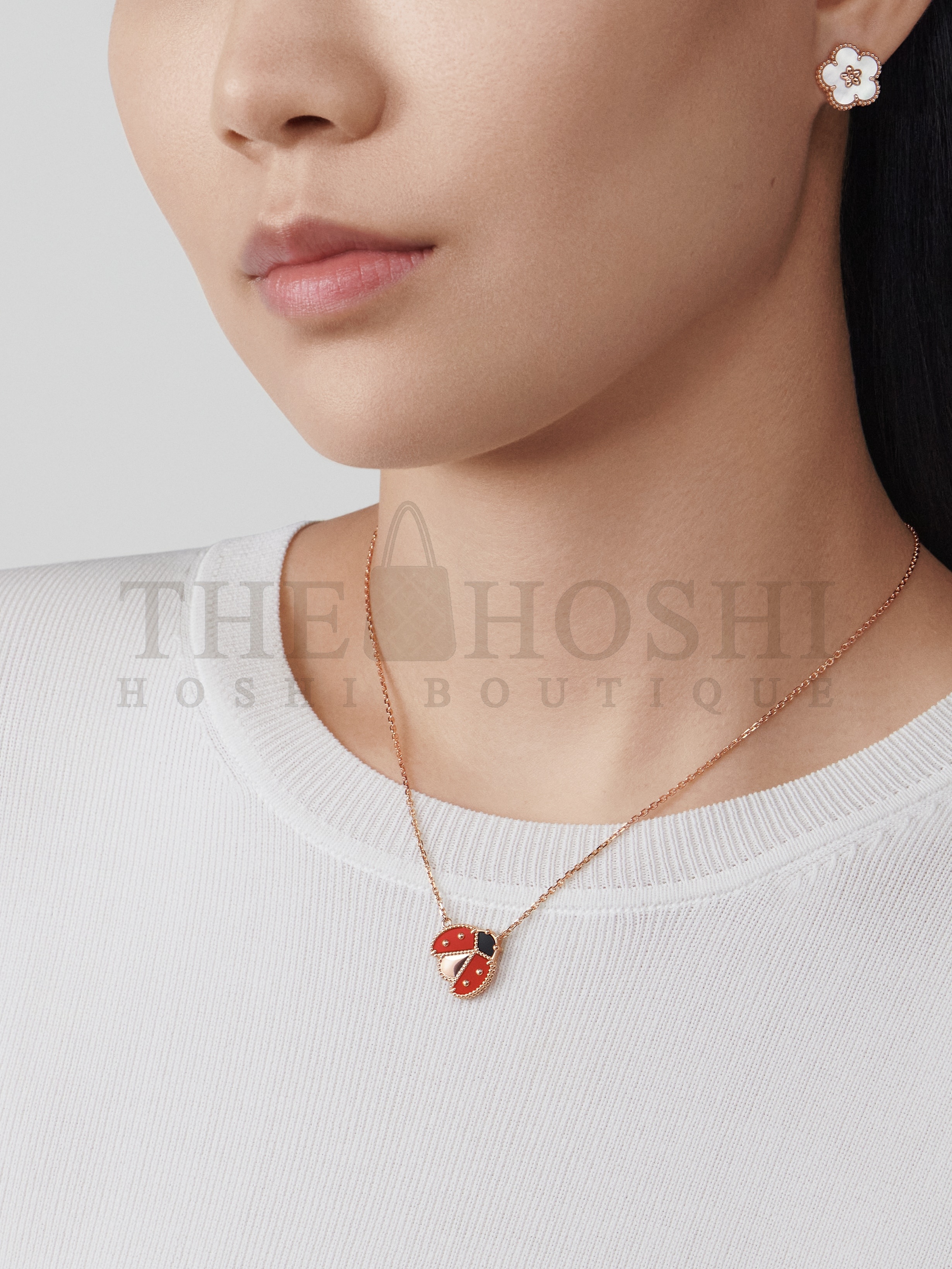 V*n Cl**f & Arpels Lucky Spring pendant, open wings ladybug Master Quality