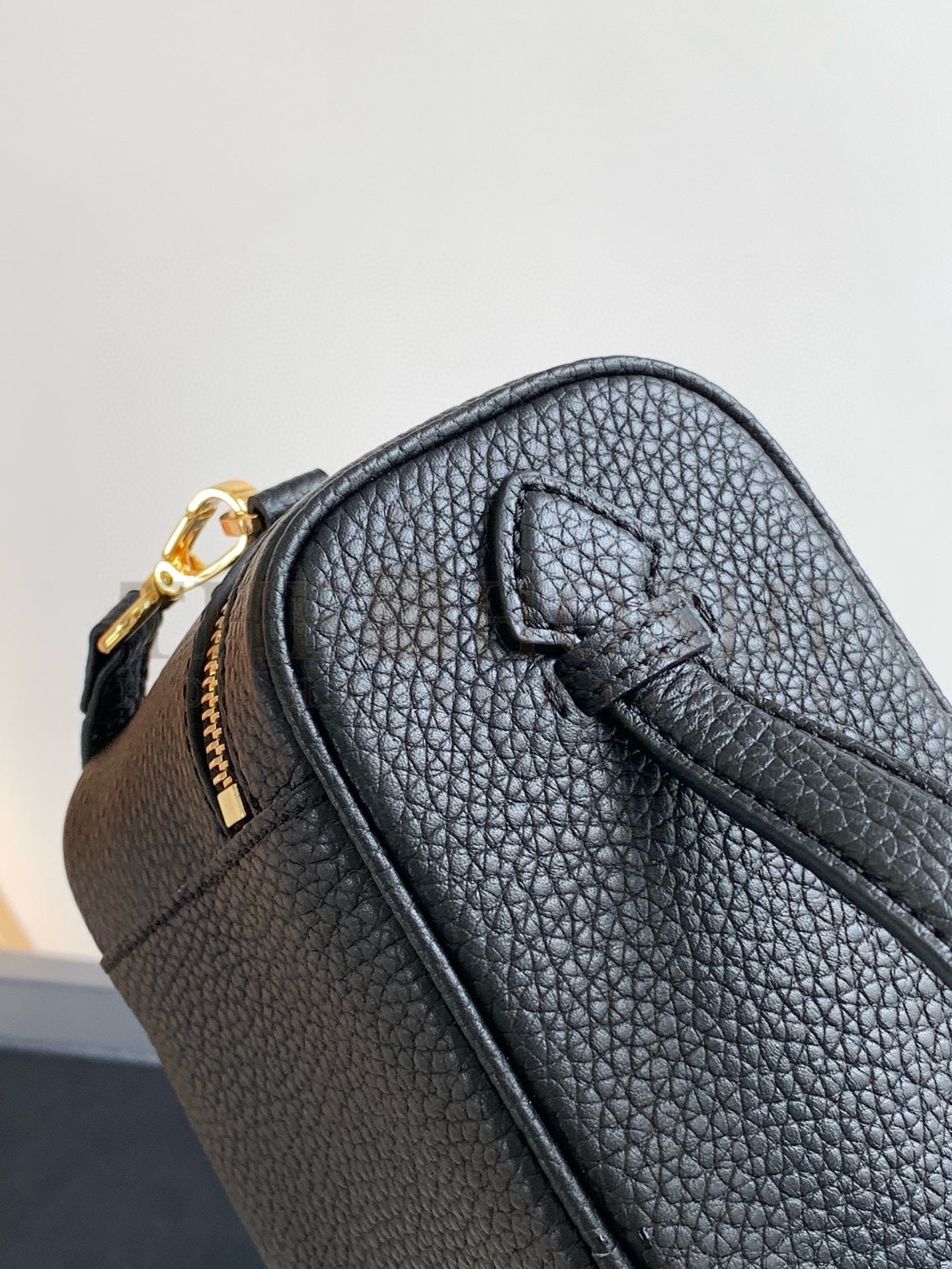 Pra*a Mini Vanity Bag in Black Grained Leather Master Quality