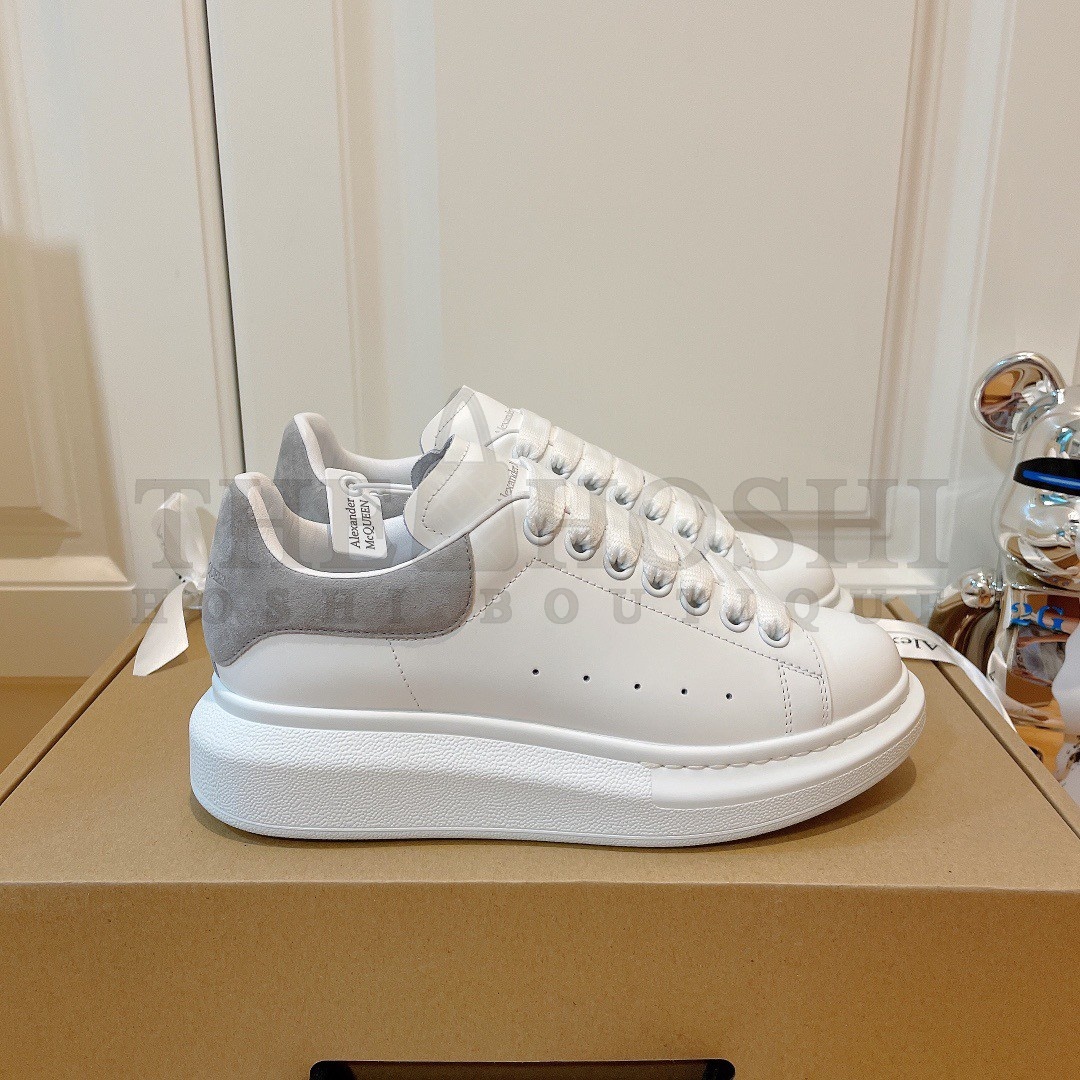 A1exa*der Mcqv*en Women