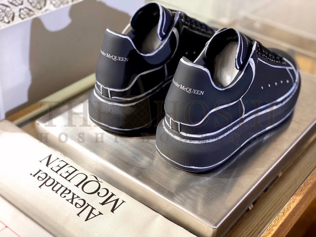 A1exa*der Mcqv*en Men