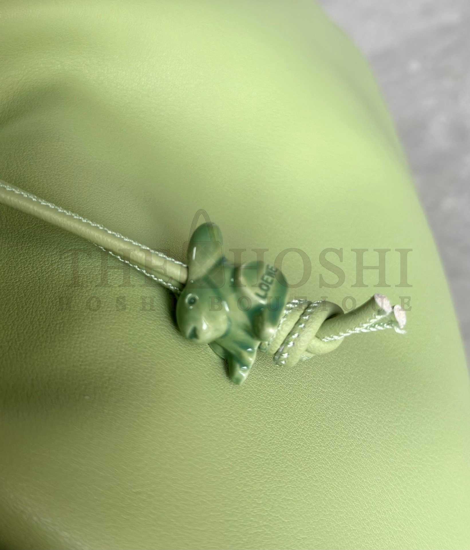 L0ew* Flamenco Clutch Bag In Lime Green Leather Master Quality