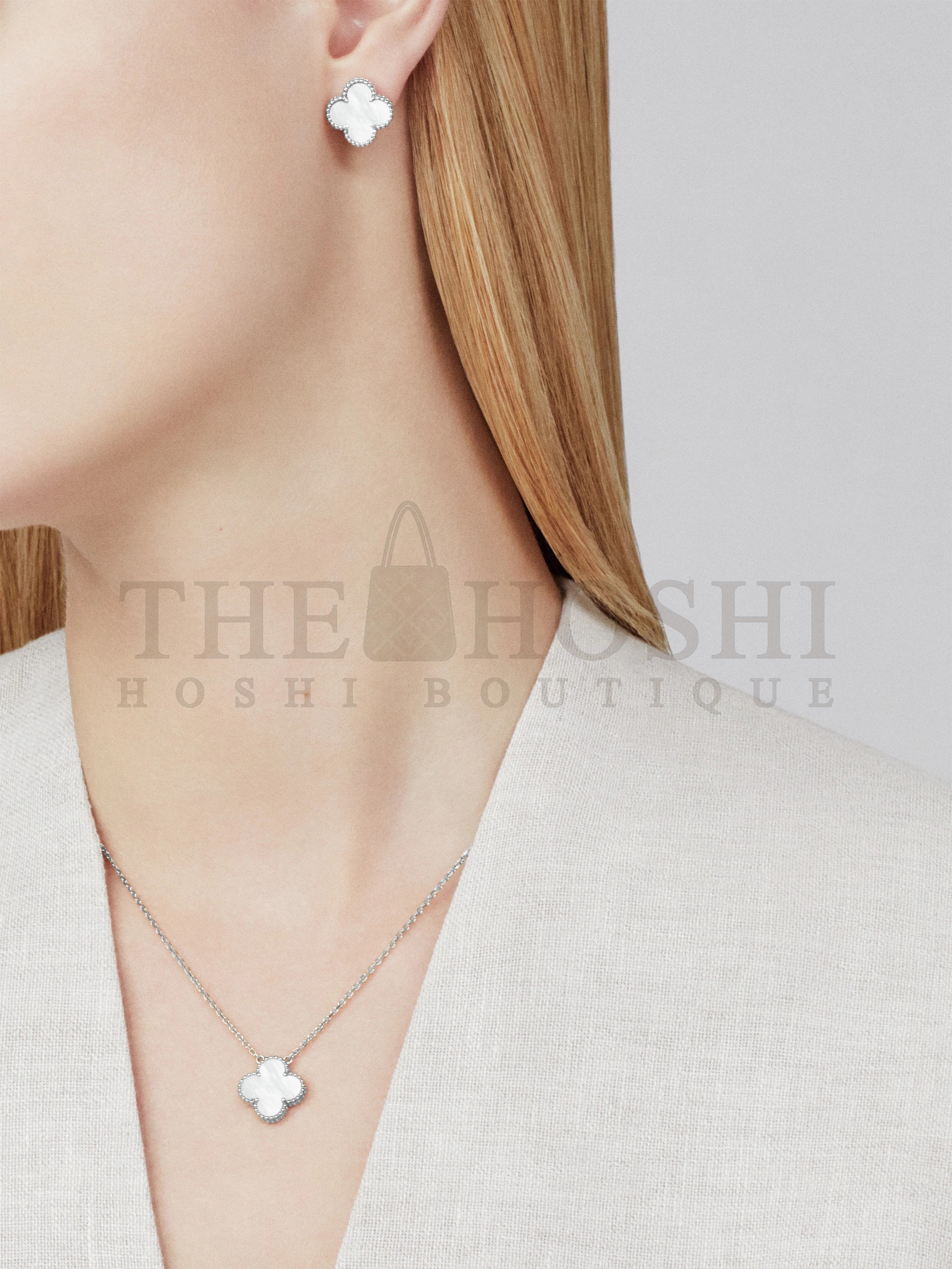 V*n Cl**f & Arpels Mother-of-pearl Clover Earrings in Gray, Vintage Alhambra earrings Master Quality