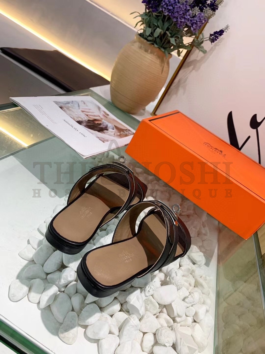 H**me5 Avenue Sandals In Black Calfskin Master Quality