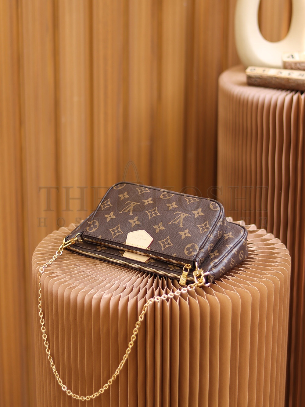 L0vis Vvtt0n LV Women Multi-Pochette Accessoires Bag in Monogram Canvas-Brown m44813 Master Quality