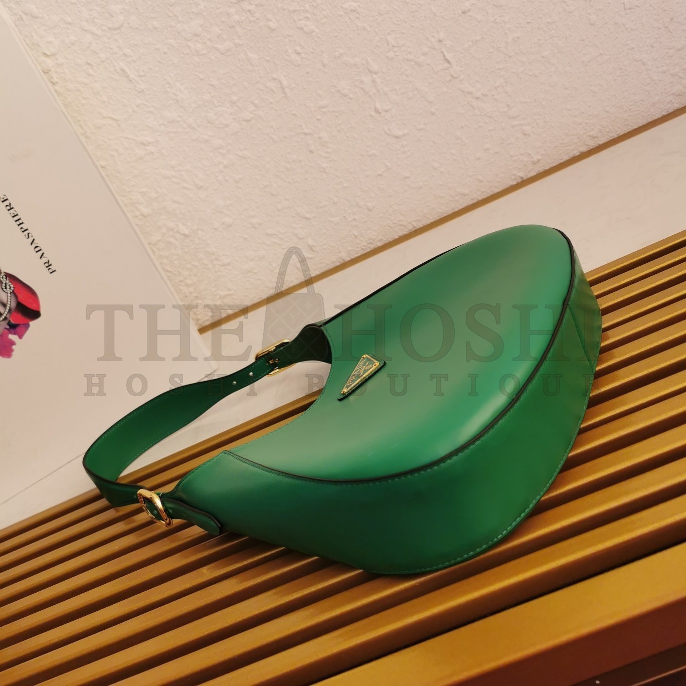 Pra*a Shoulder Bag in Green Leather Master Quality