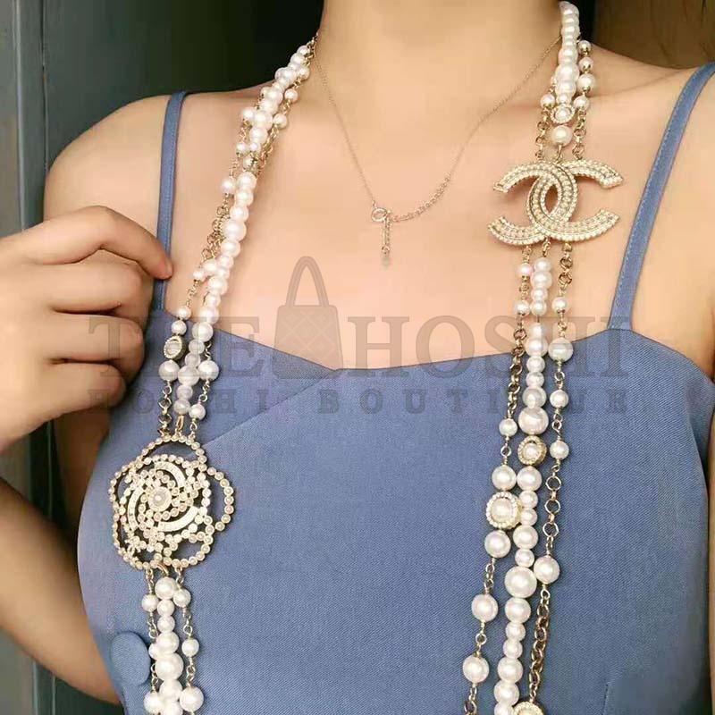 Ch**el Women Long Necklace in Metal Glass Pearls & Diamantés-White Master Quality