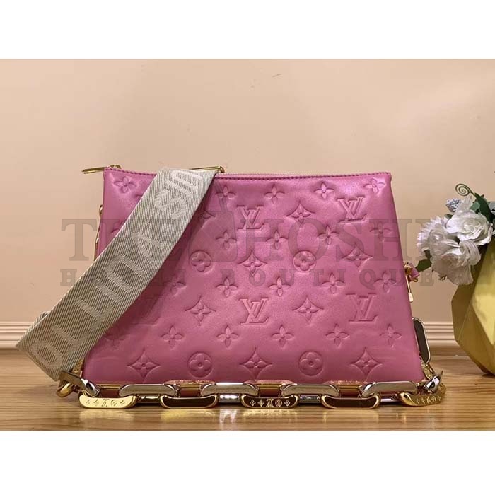 L0vis Vvtt0n LV Women Coussin PM Handbag Rose Bonbon Pink Lambskin Zip Closure Master Quality