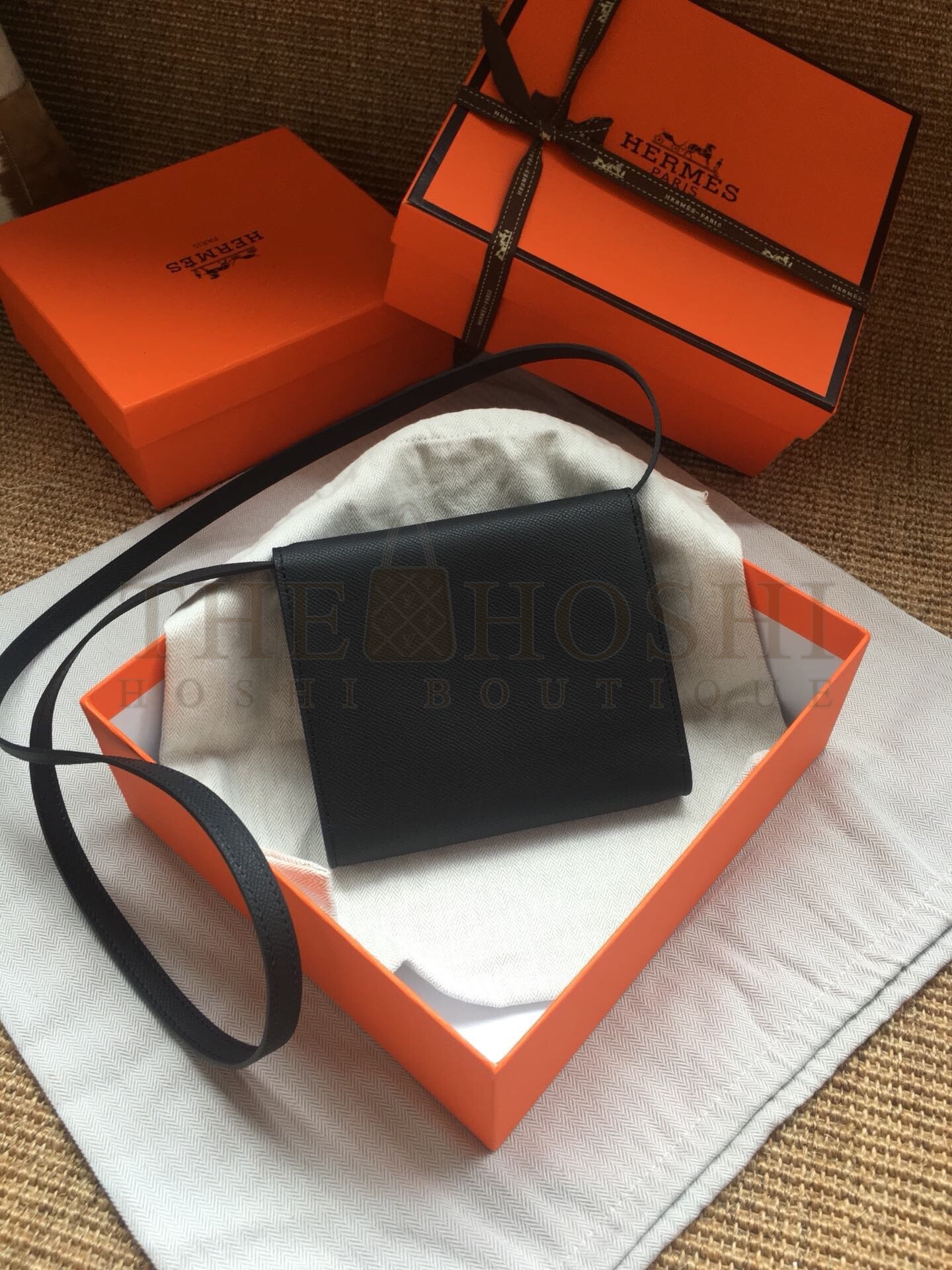 H**me5 Black Clic 16 Wallet With Strap Master Quality