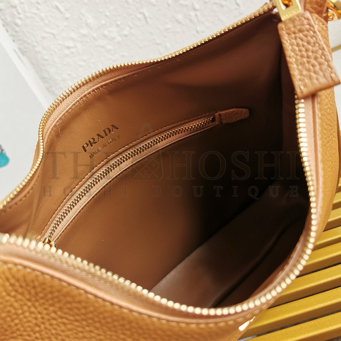 Pra*a Shoulder Bag in Brown Grained Leather Master Quality