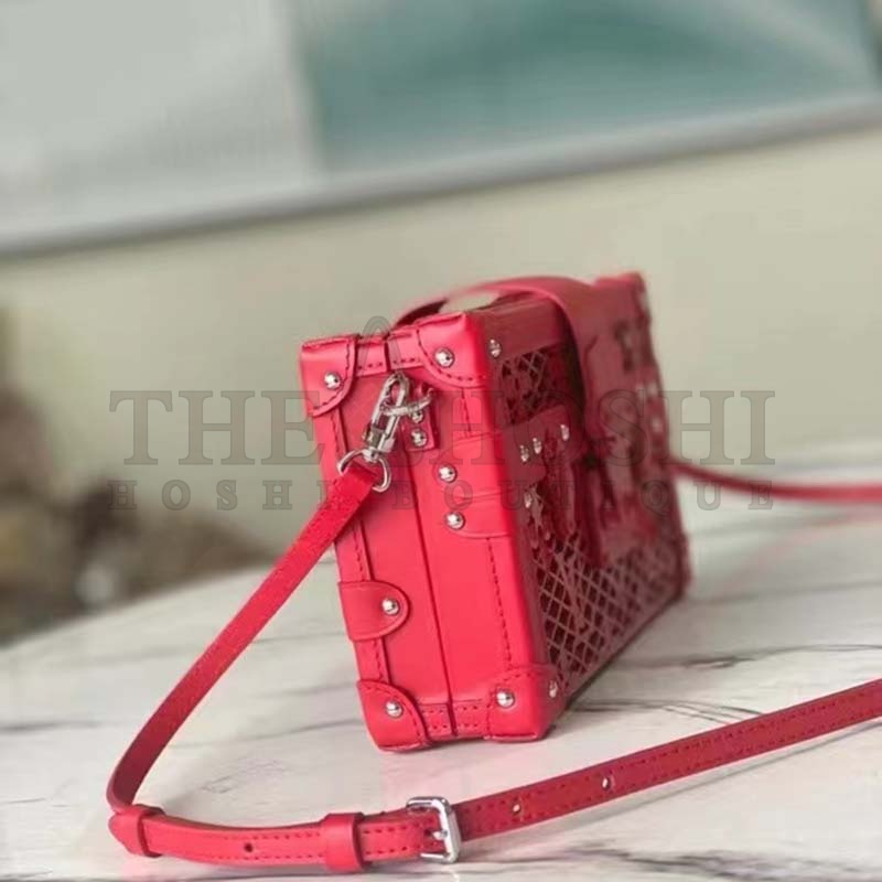 L0vis Vvtt0n LV Women Petite Malle Handbag Red Patent Calfskin Cowhide Leather Master Quality