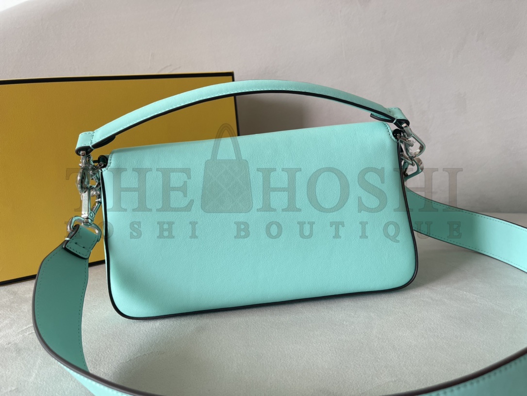 F**di T*f*ny & Co. Re-Edition Baguette bag size: 27*15*6cm Master Quality