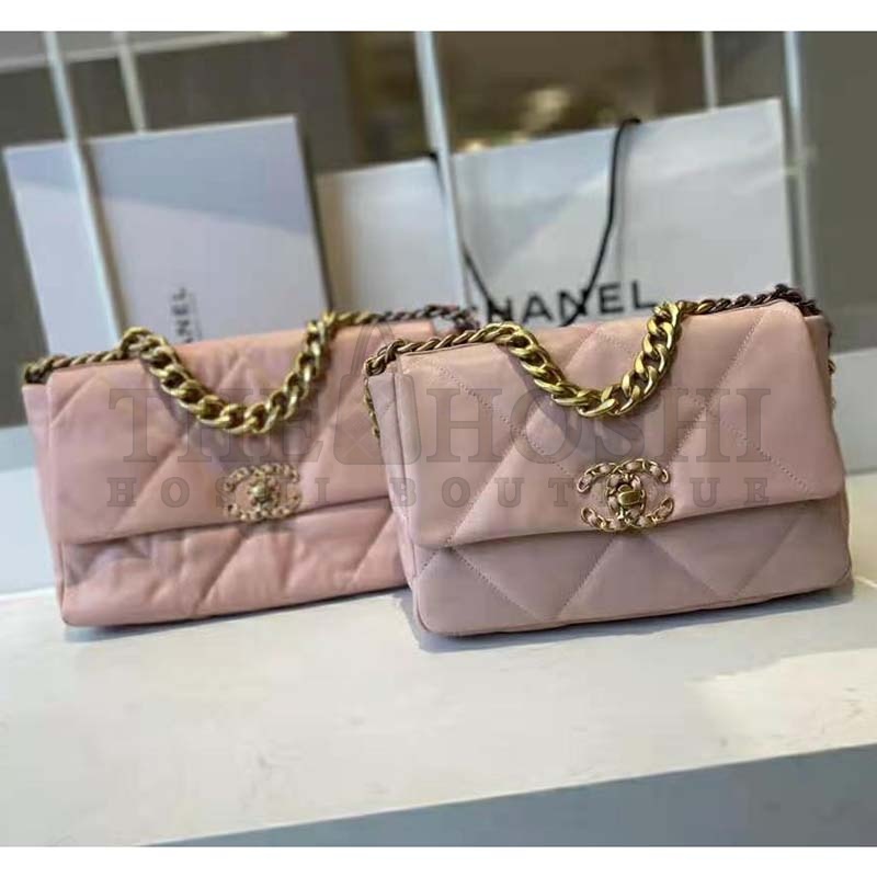 Ch**el Women Ch**el 19 Flap Bag Lambskin Gold Silver-Tone Ruthenium-Finish Metal Light Pink Master Quality