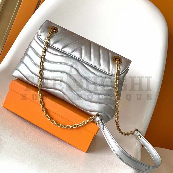 L0vis Vvtt0n LV Women New Wave Chain Bag MM Metallic Gray Quilted Cowhide Leather Master Quality