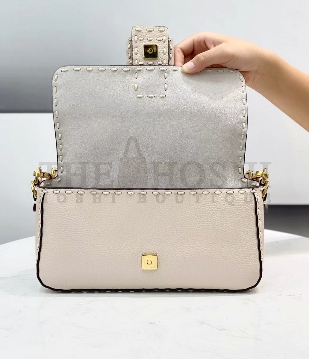 F**di Medium Baguette Bag In White Grained Leather Master Quality