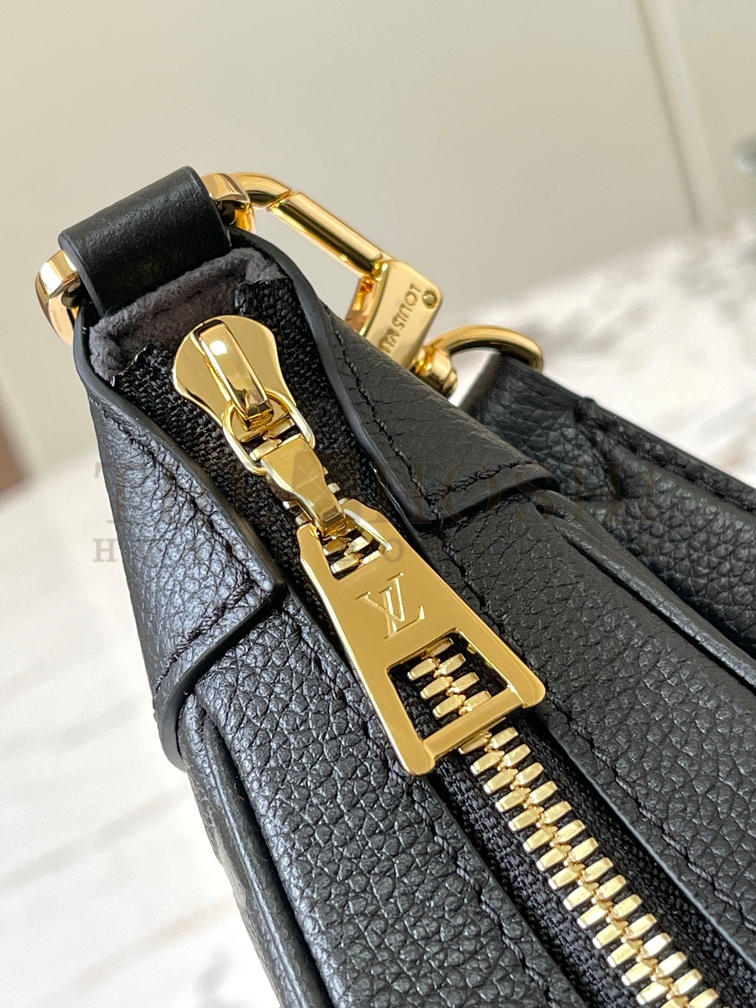 L0vis Vvtt0n LV Women Bagatelle Black Handbag Monogram Empreinte Embossed Grained Cowhide M46002 Master Quality