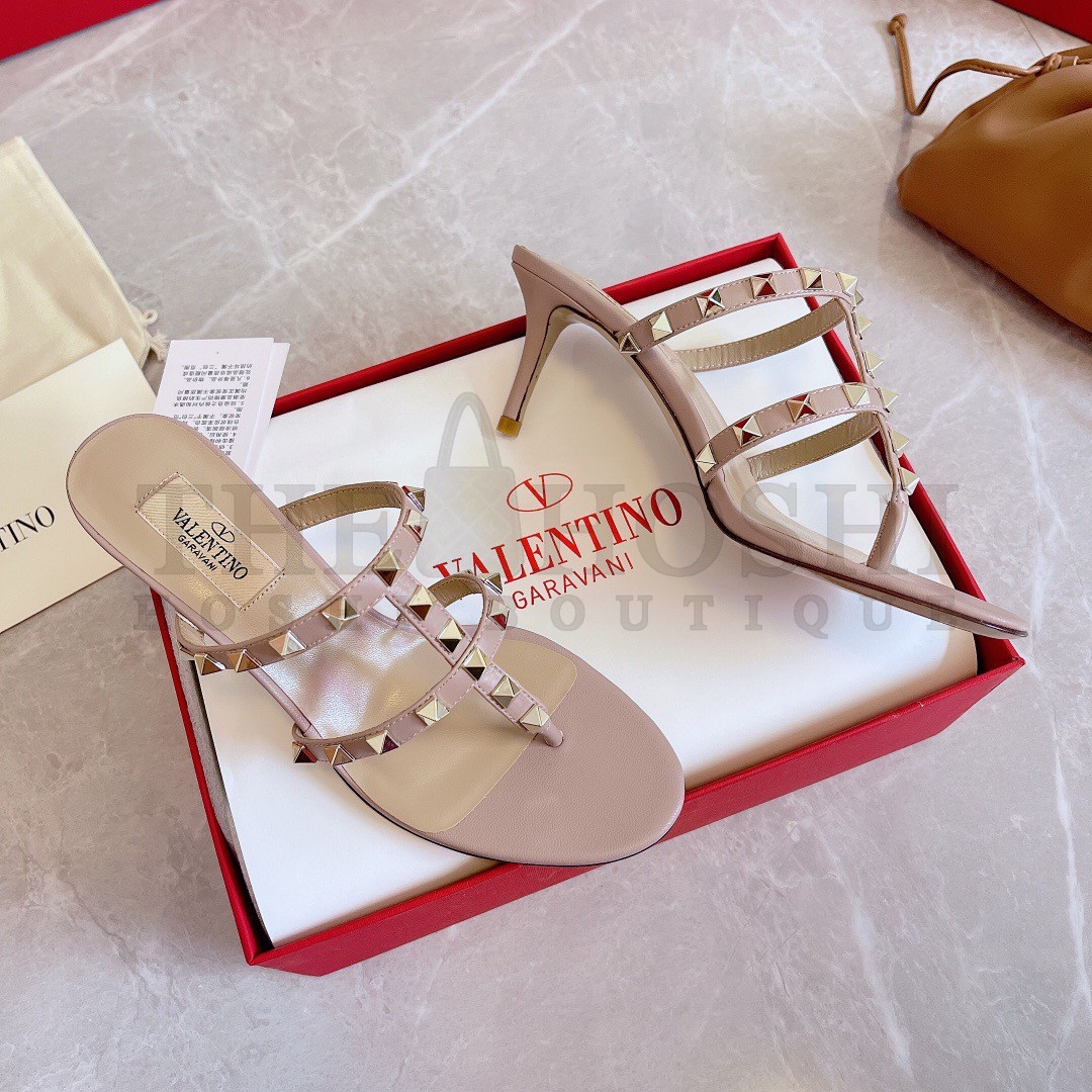 Va1e*ntin0 Rockstud Flip Flop Sandals 50mm In Poudre Calfskin Master Quality