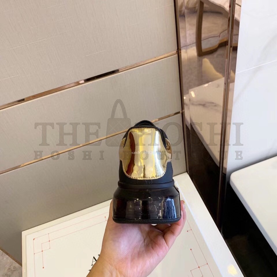 A1exa*der Mcqv*en Women