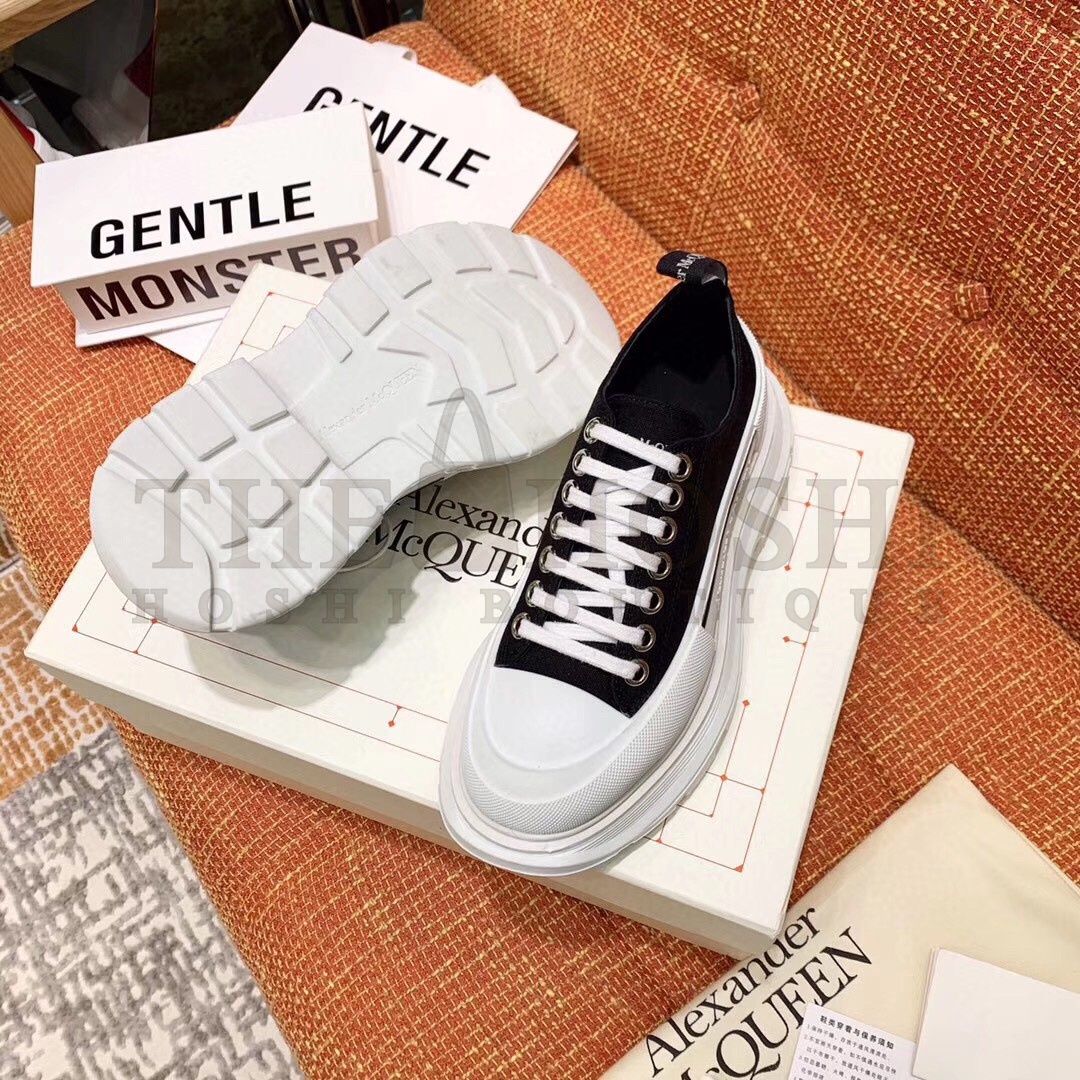 A1exa*der Mcqv*en Women