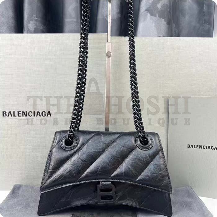Ba1en*iaga Women Crush Small Chain Bag Quilted Black Crushed Calfskin Black Matte Hardware Master Quality