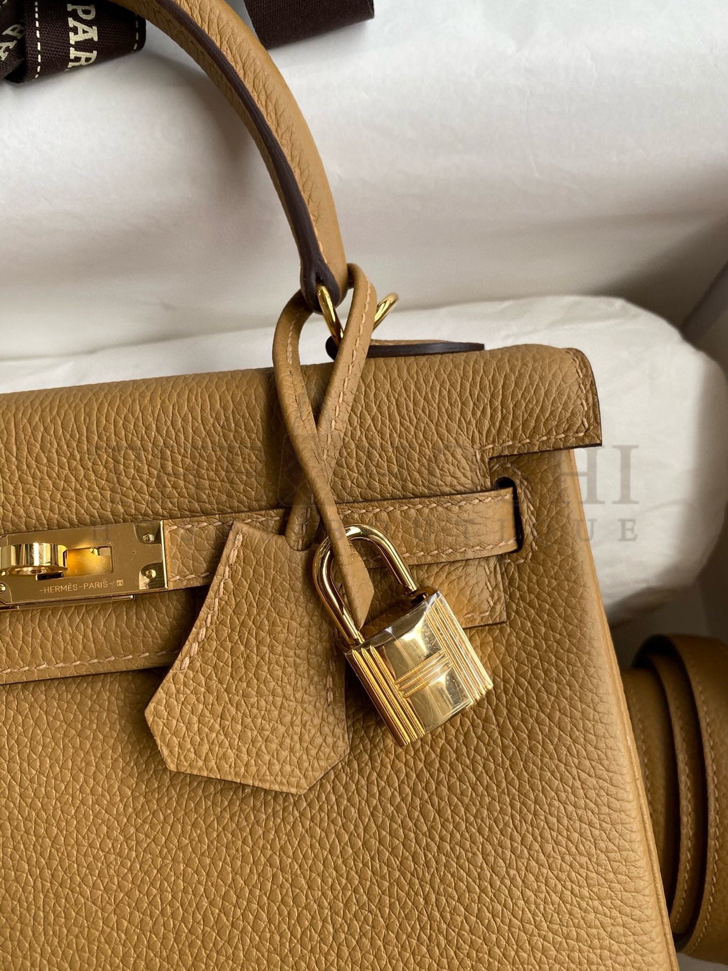 H**me5 Kelly Retourne 25 Handmade Bag In Biscuit Clemence Leather Master Quality